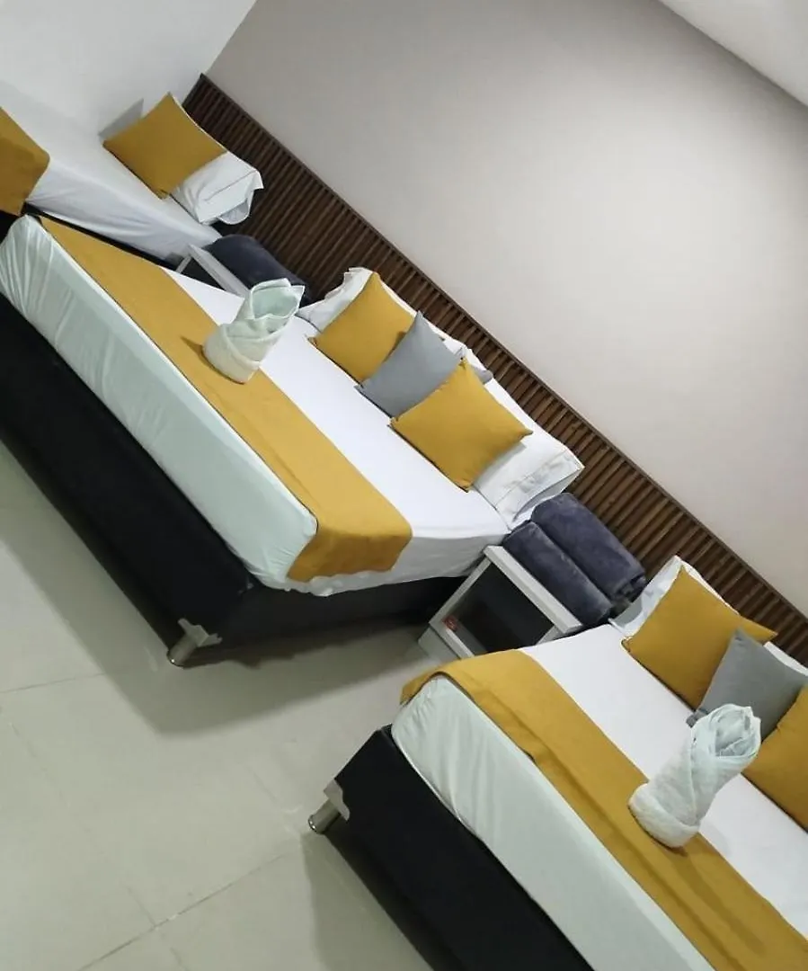 Hotel La Setenta Gold Medellín 3*,  Colombia
